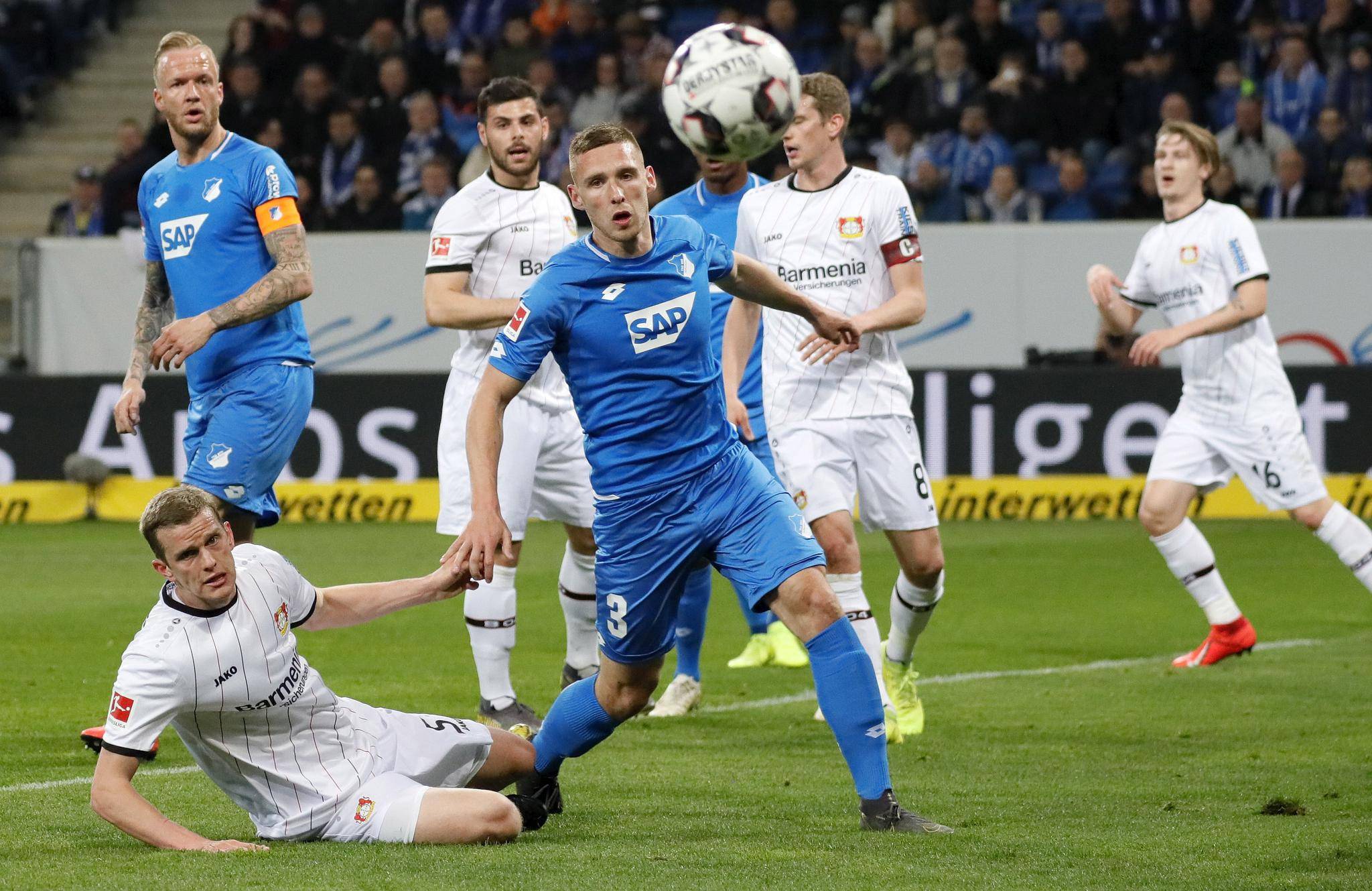 开云体育app-包含柏林联队锋线火力全开，多点进攻的词条