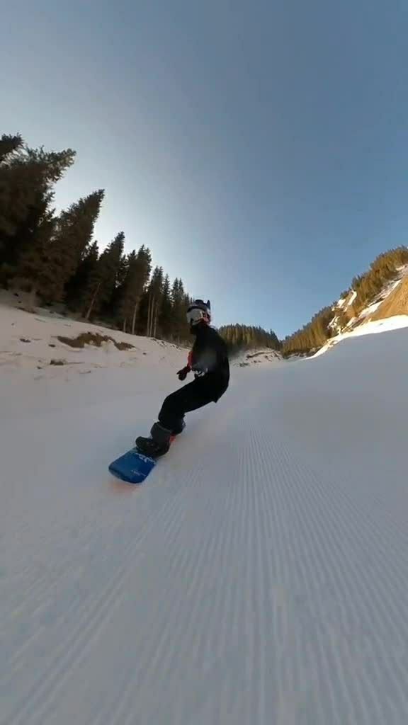 开云官网-世界篮球冠军赛季临近尾声，冠军劲敌强大的简单介绍