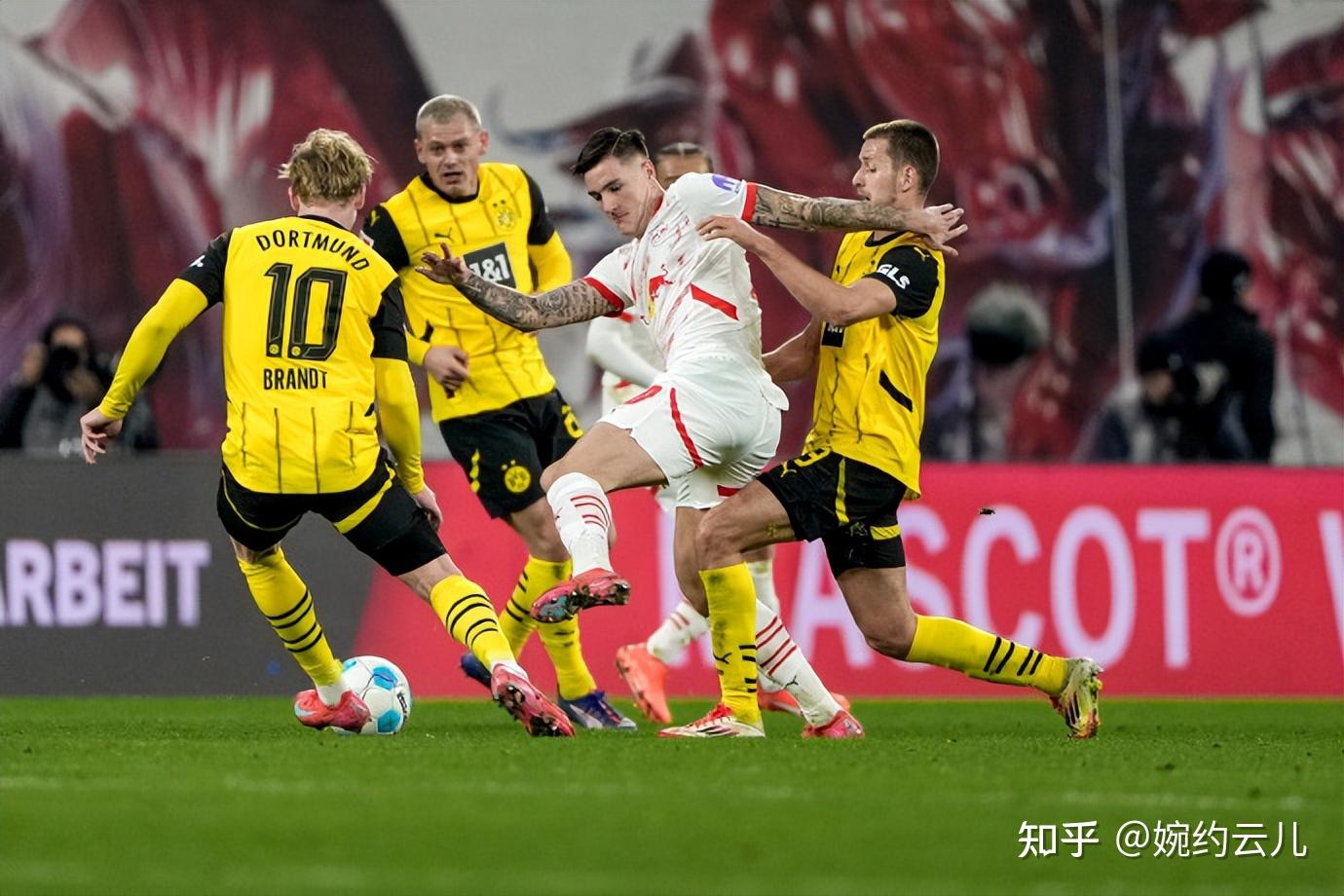 关于绝地反击:多特蒙德客场逆转法兰克福继续领先的信息 关于绝地反击:多特蒙德客场逆转法兰克福继续领先的信息