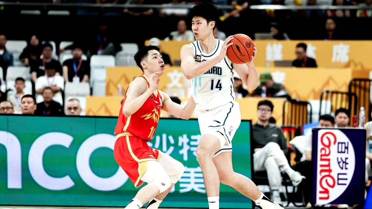 广厦男篮吞下比赛失利未放弃信念的简单介绍 广厦男篮吞下比赛失利未放弃信念的简单介绍