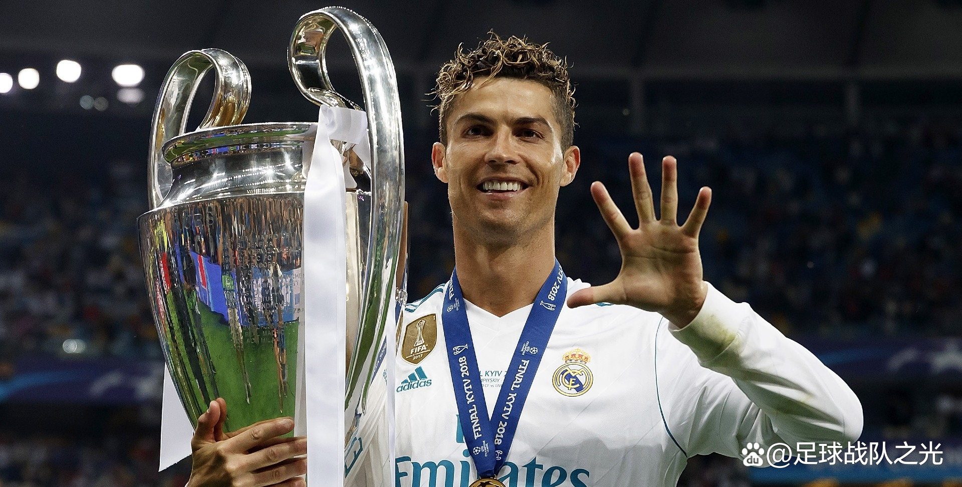 包含皇家马德里再次荣耀登顶,捧起欧冠冠军奖杯,掀起历史新篇章的词条 包含皇家马德里再次荣耀登顶,捧起欧冠冠军奖杯,掀起历史新篇章的词条