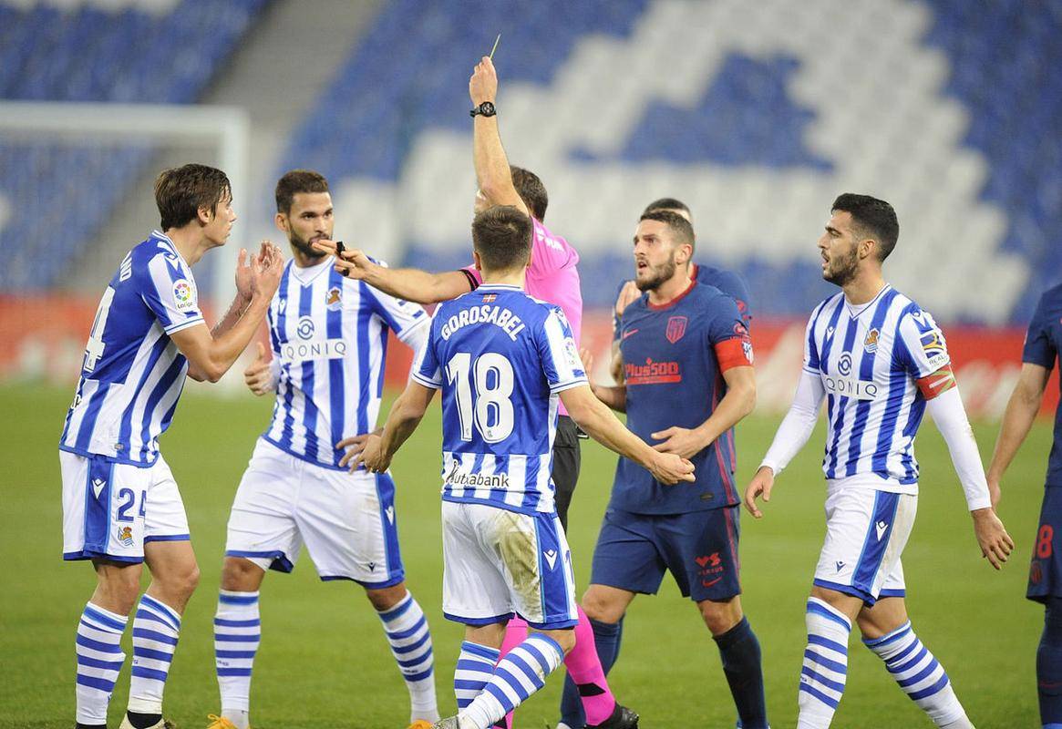 巴伦西亚客场遭遇不敌，战绩堪忧