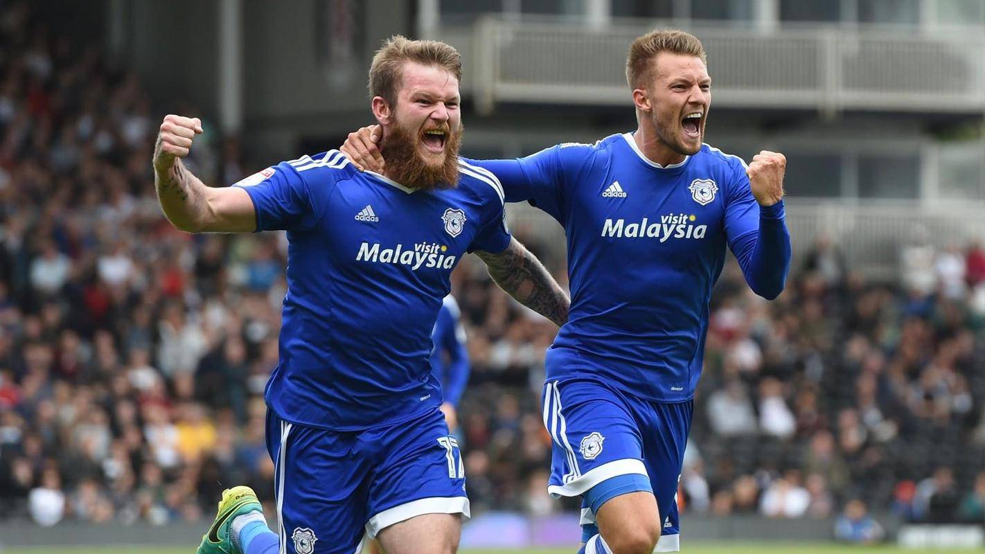 开云体育app-精彩瞬间！球队展现实力与技巧的简单介绍