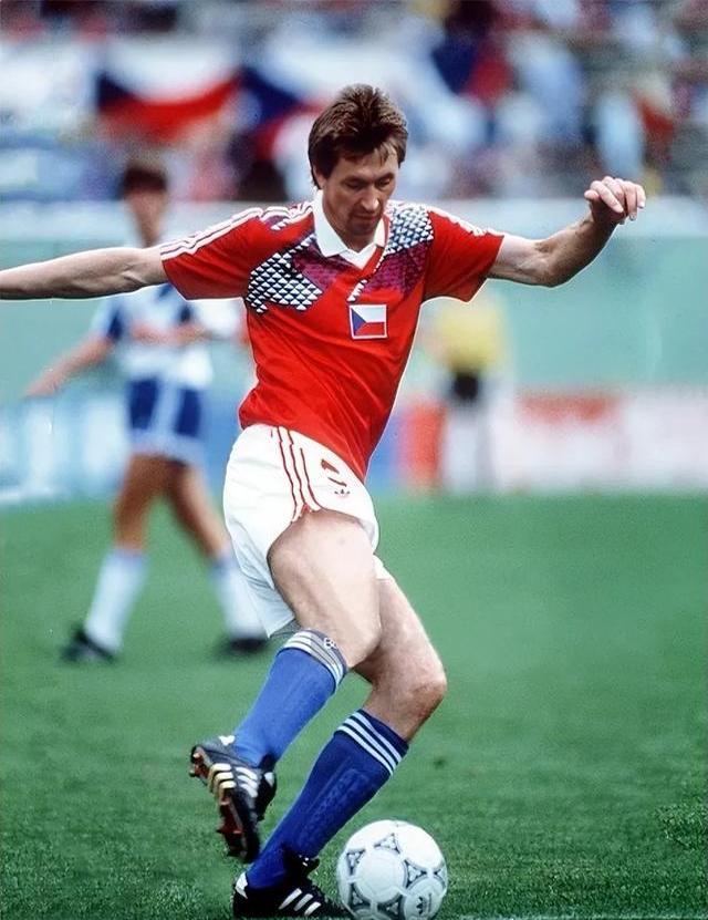 开云体育入口-斯洛伐克队客场逆袭，拿下关键胜利的简单介绍