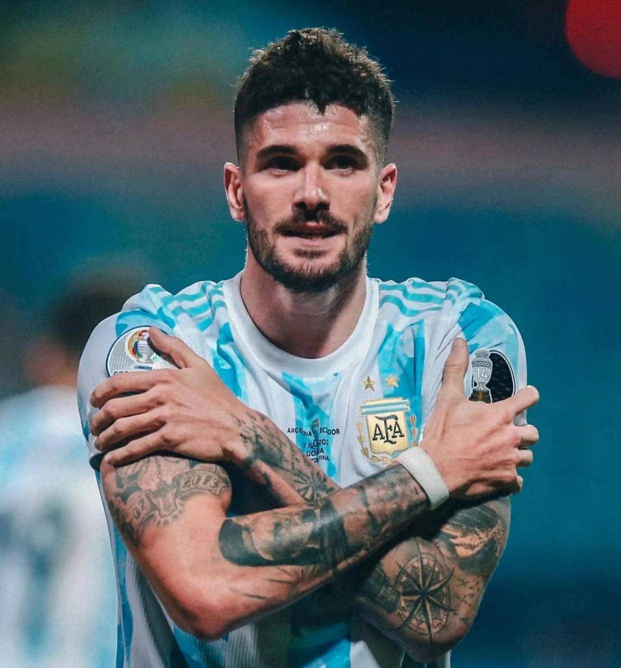 阿根廷天才球星受伤,长期缺席的简单介绍 阿根廷天才球星受伤,长期缺席的简单介绍