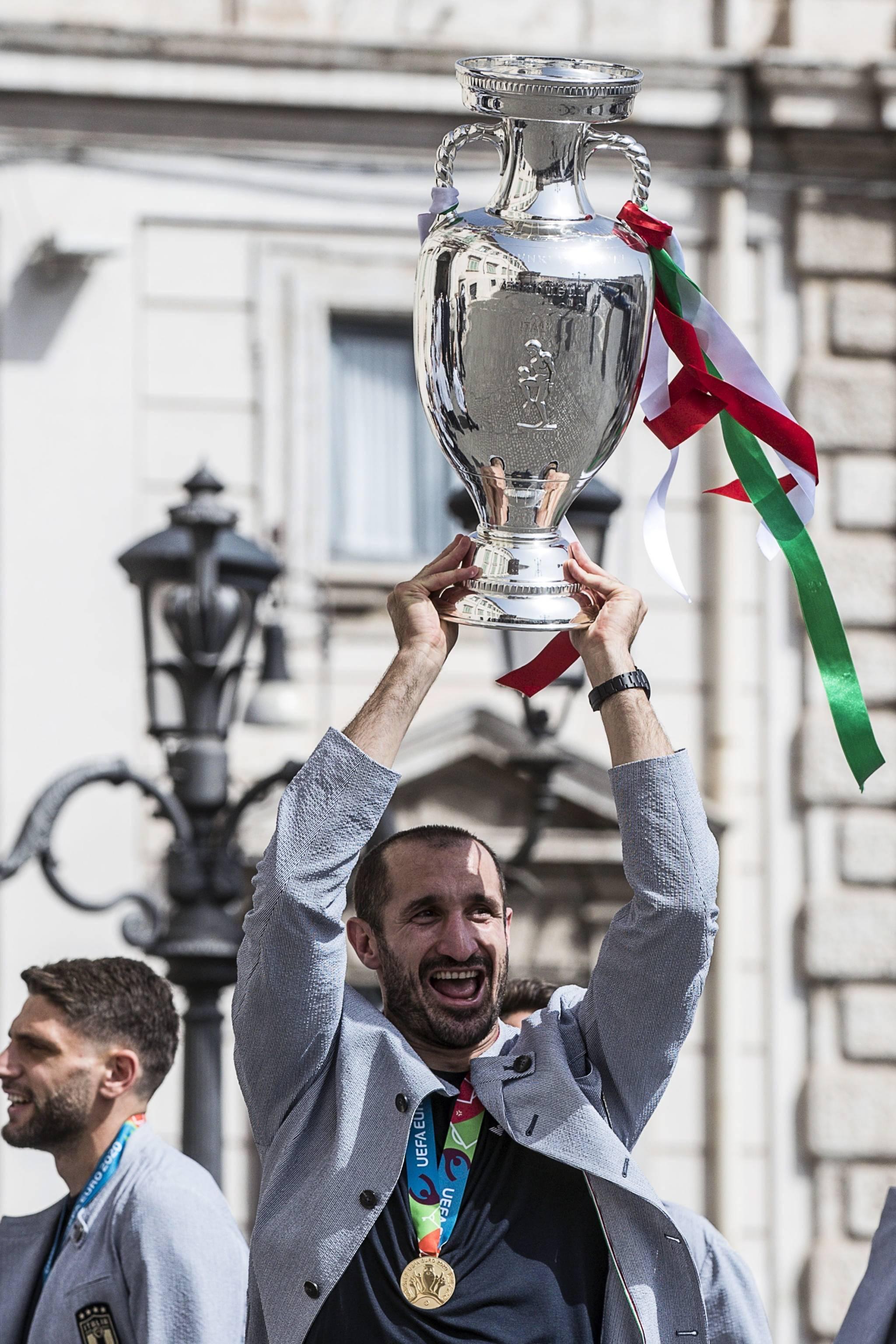 意大利队表现出色斩获多枚奖牌