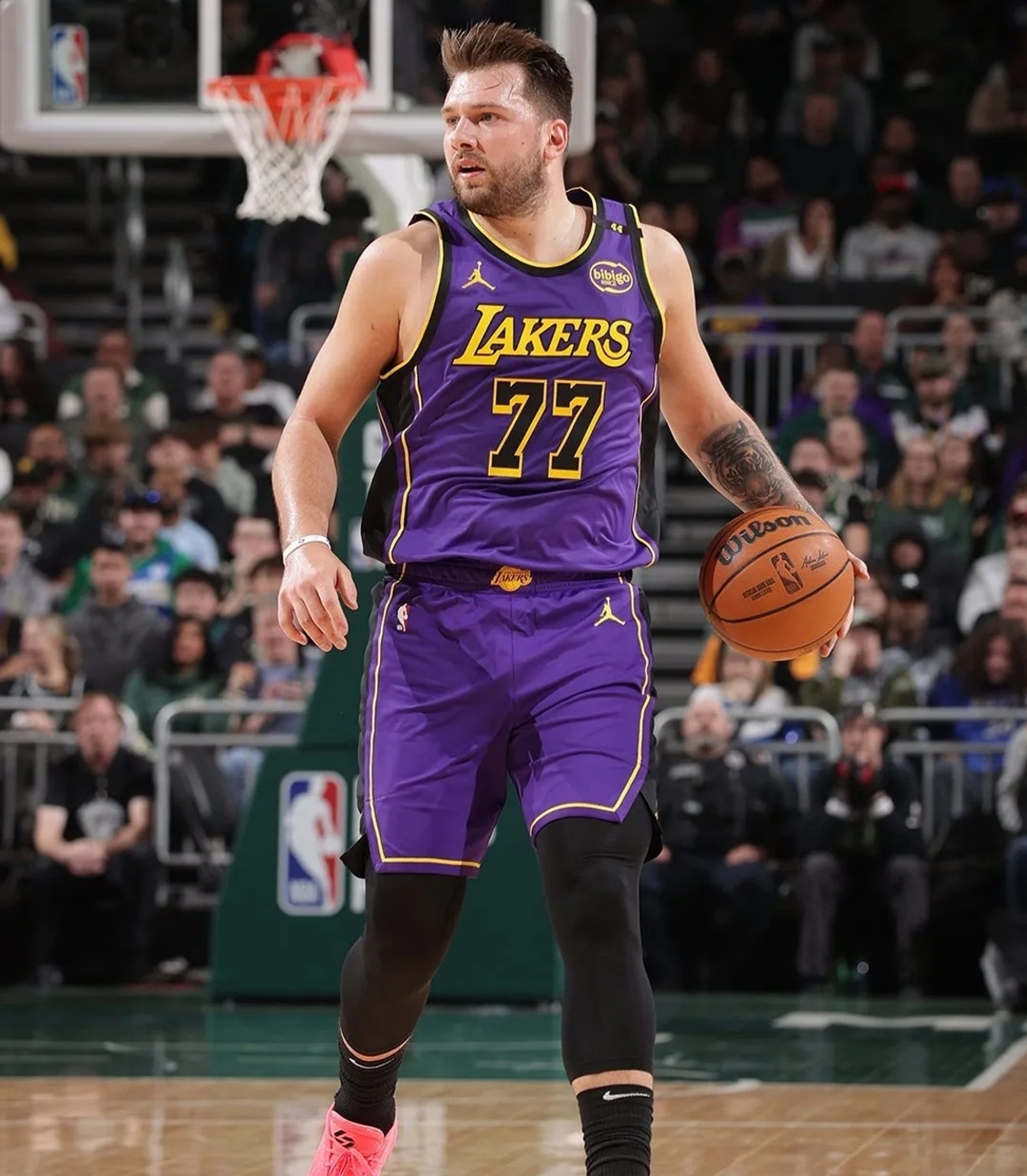 开云体育官方网站-雄鹿大胜湖人取得连胜