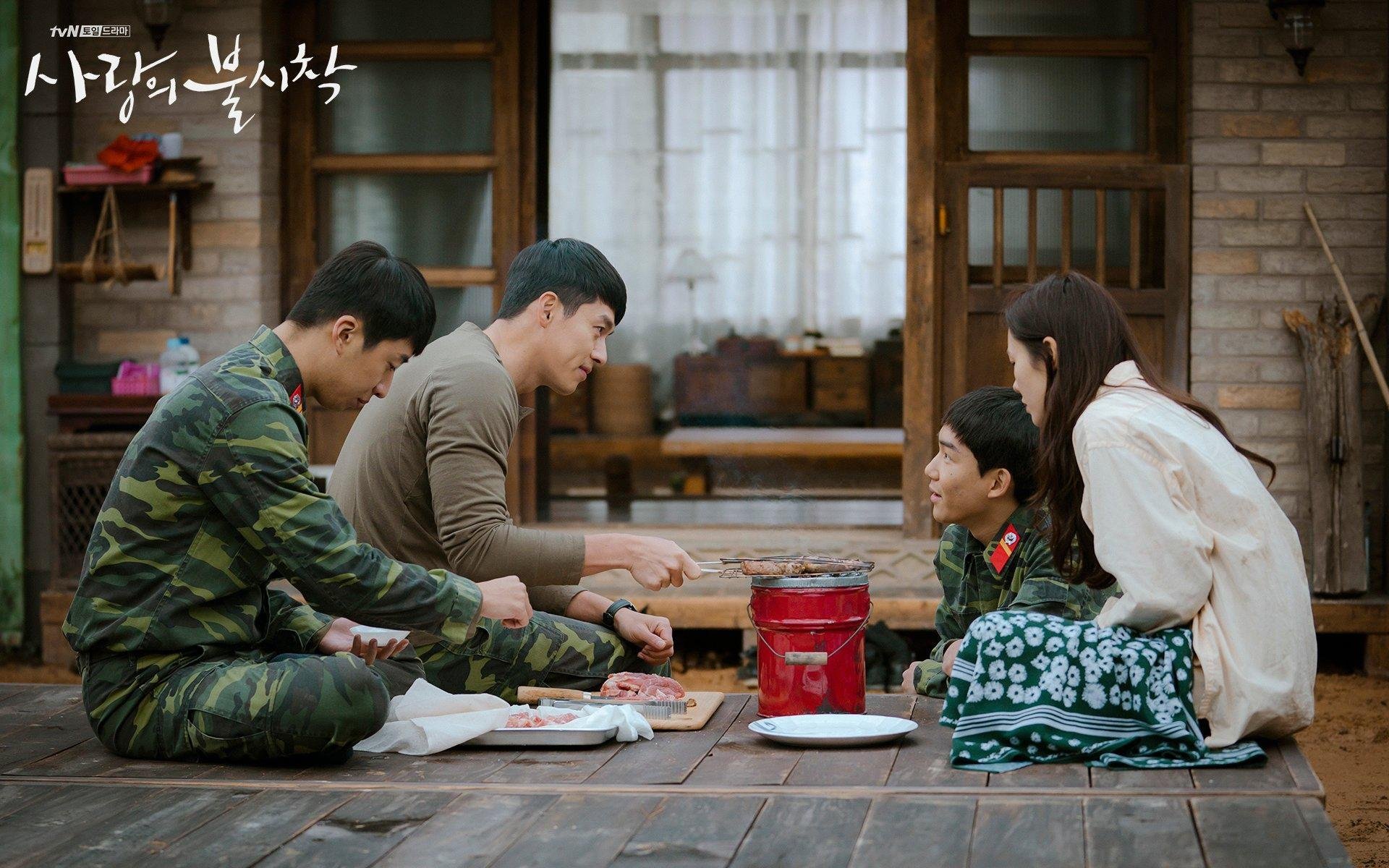 硬仗血性与纪录狂想，当三狮军团苦战红魔，姆巴佩正在刷新足球的未来