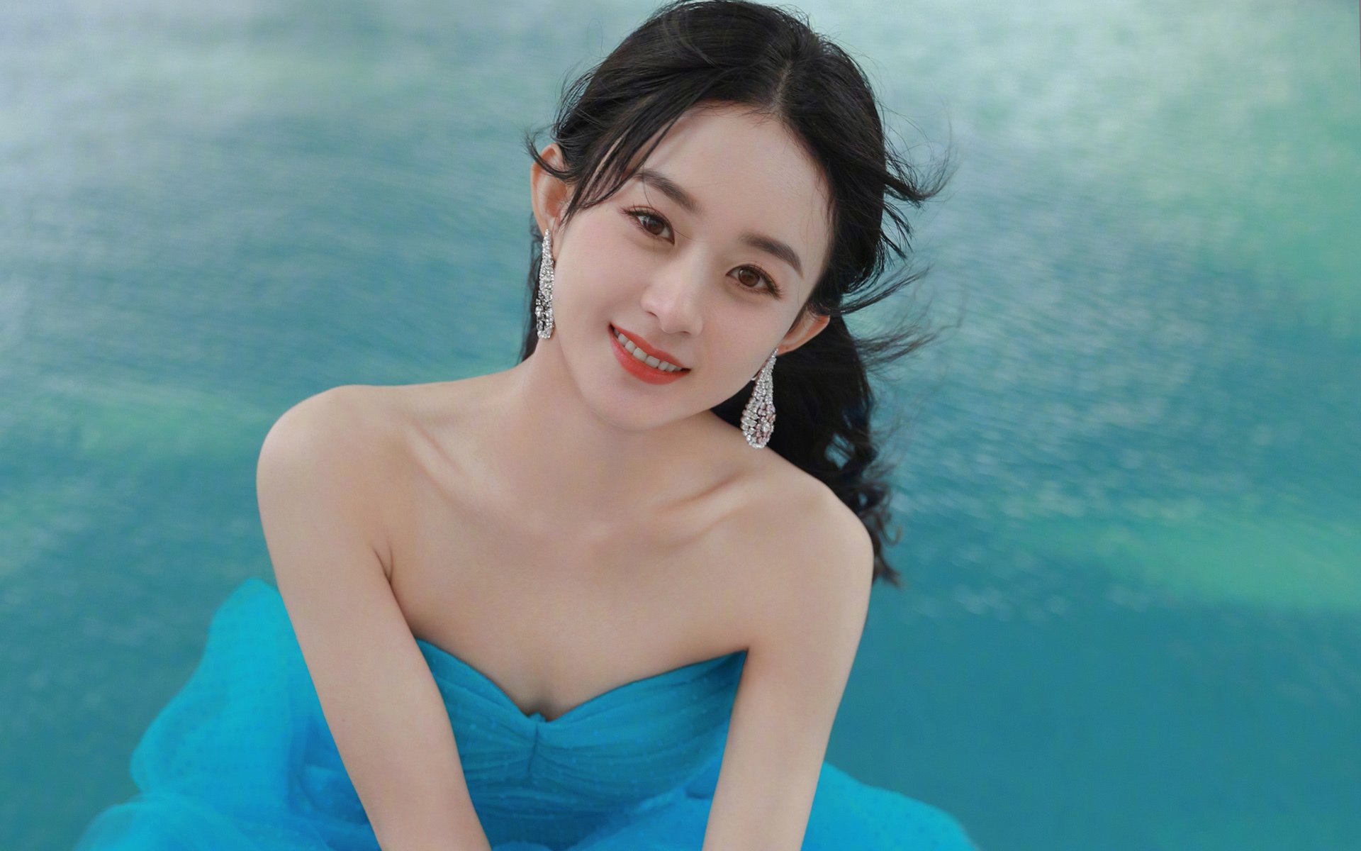 开云APP-恩比德统治全场，浙江队关键战突围火箭，篮球之夜的激情与荣耀