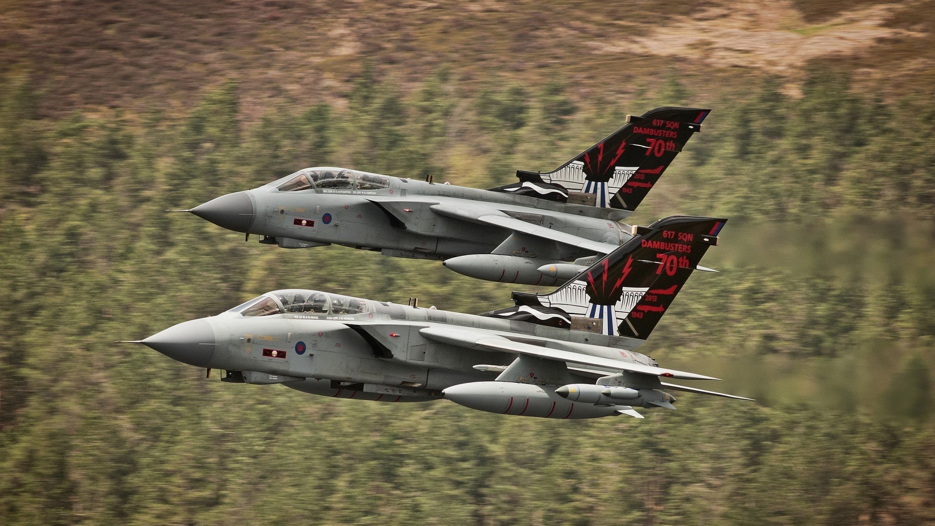 开云体育app-铁血京军鏖战布鲁克林 克莱于绝境中擎起勇士旌旗